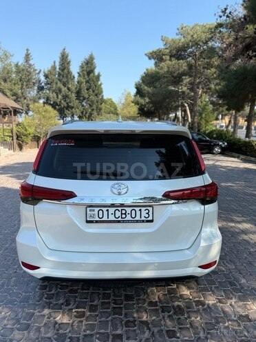 Toyota Fortuner 2017, 195,000 km - 2.7 l - Bakı