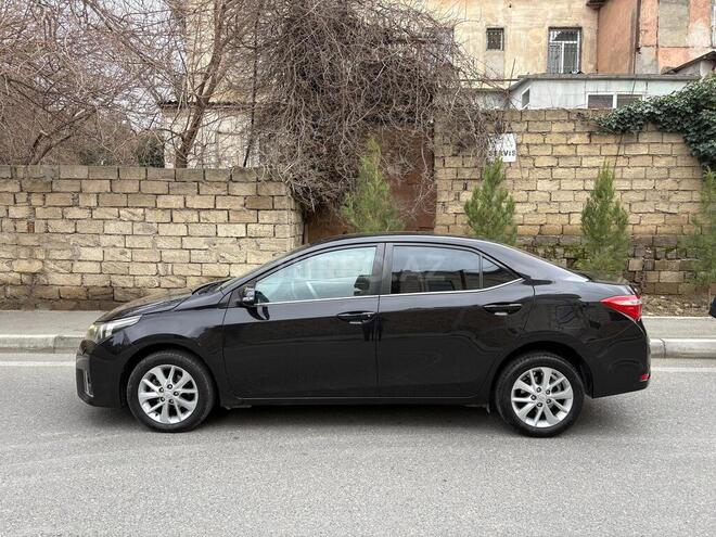 Toyota Corolla 2014, 150,000 km - 1.6 л - Bakı