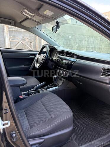 Toyota Corolla 2014, 150,000 km - 1.6 л - Bakı