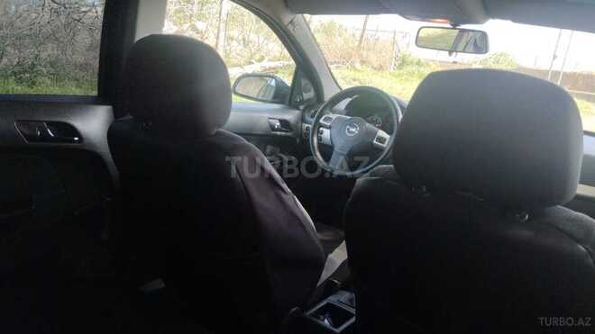 Opel Astra 2006, 303,000 km - 1.4 l - Salyan