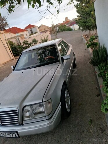 Mercedes E 280 1994, 340,000 km - 2.8 l - Bakı