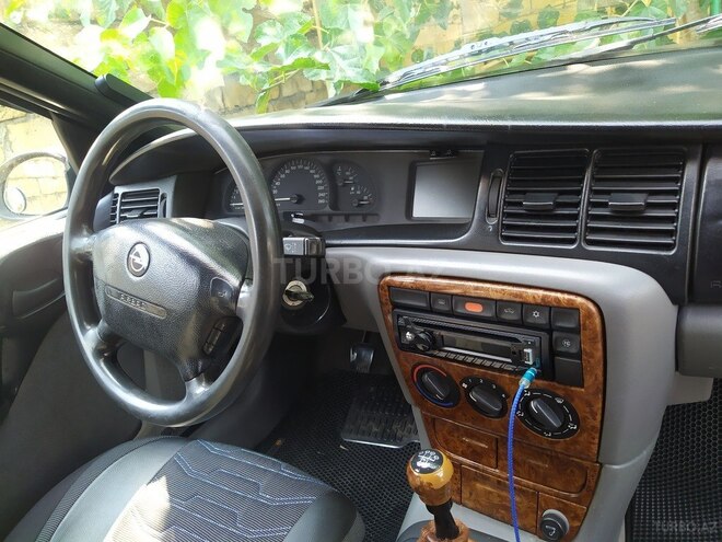 Opel Vectra 1996, 520,000 km - 2.0 l - Qəbələ