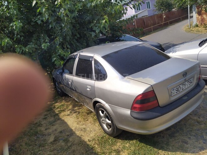 Opel Vectra 1996, 520,000 km - 2.0 l - Qəbələ
