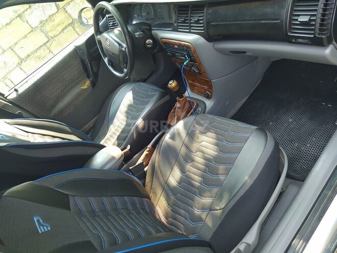 Opel Vectra 1996, 520,000 km - 2.0 l - Qəbələ