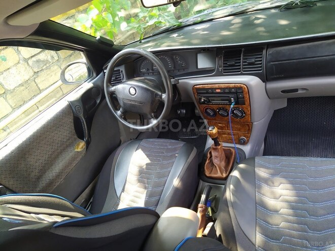 Opel Vectra 1996, 520,000 km - 2.0 l - Qəbələ