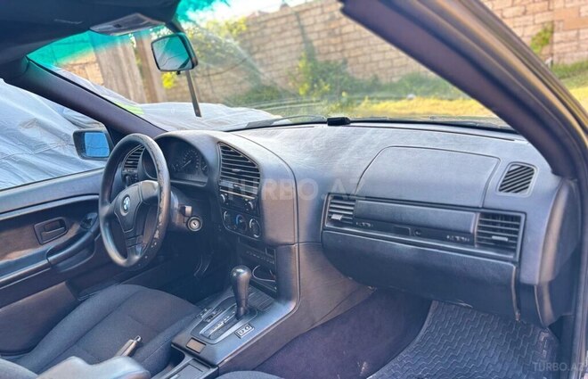 BMW 320 1995, 425,000 km - 2.0 l - Bakı