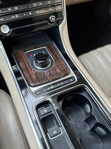 Jaguar XF 2016, 142,000 km - 2.0 l - Gəncə