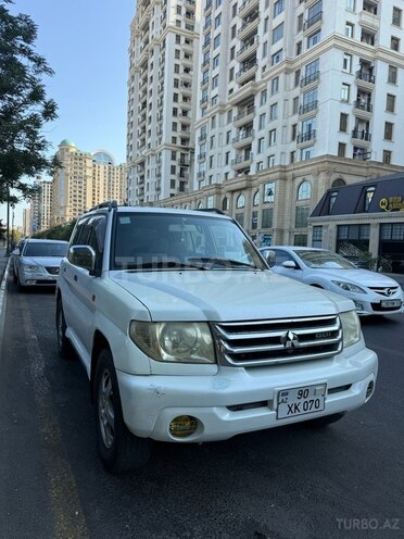 Mitsubishi Pajero io 2000, 233,325 km - 2.0 l - Bakı