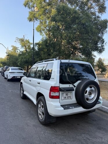 Mitsubishi Pajero io 2000, 233,325 km - 2.0 l - Bakı