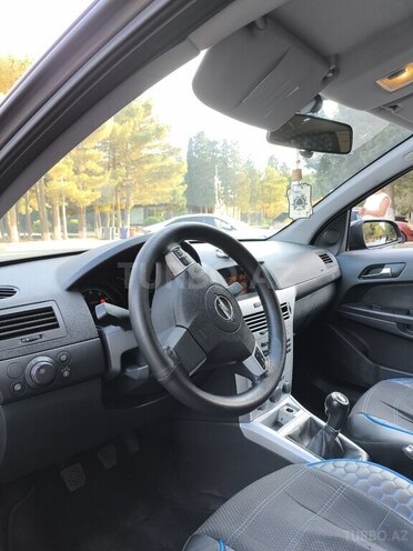 Opel Astra 2009, 190,632 km - 1.4 l - Sumqayıt