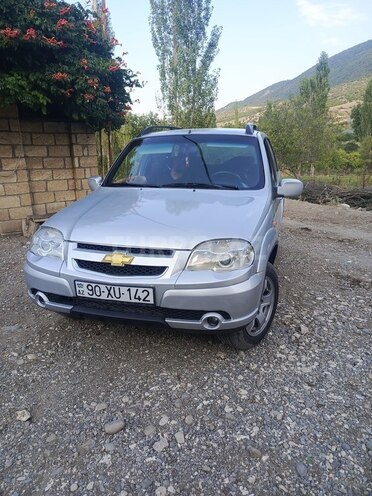 Chevrolet Niva 2010, 262,000 km - 1.7 l - Goranboy