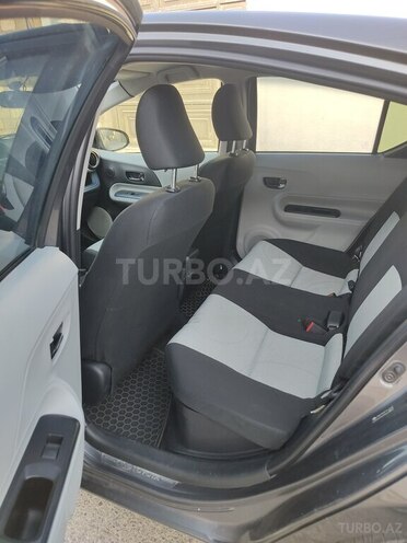 Toyota Prius C 2012, 311,247 km - 1.5 l - Bakı