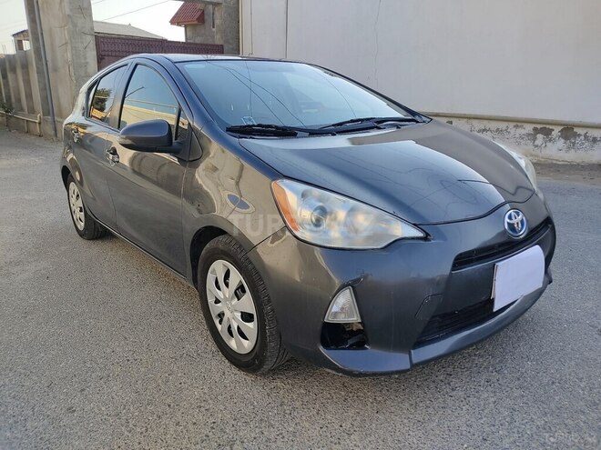 Toyota Prius C 2012, 311,247 km - 1.5 l - Bakı