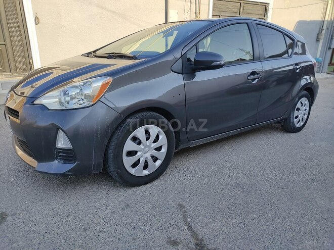 Toyota Prius C 2012, 311,247 km - 1.5 l - Bakı