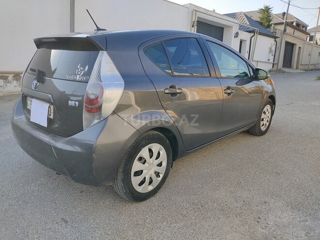 Toyota Prius C 2012, 311,247 km - 1.5 l - Bakı