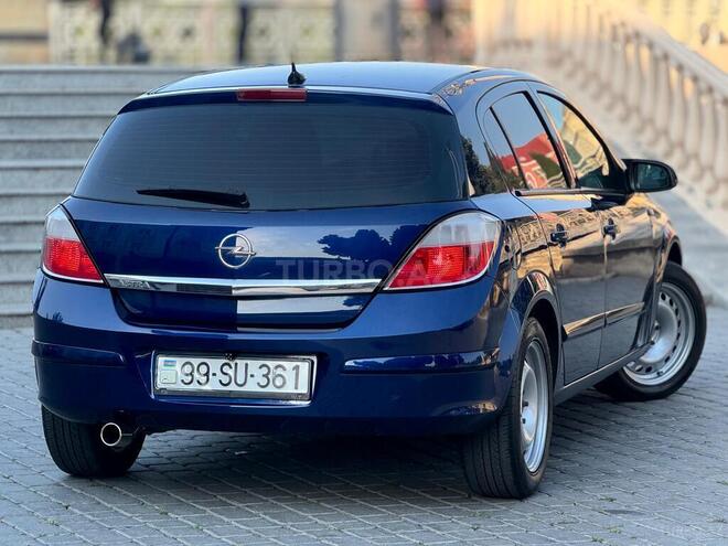 Opel Astra 2006, 200,000 km - 1.4 l - Gəncə