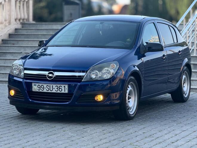 Opel Astra 2006, 200,000 km - 1.4 l - Gəncə