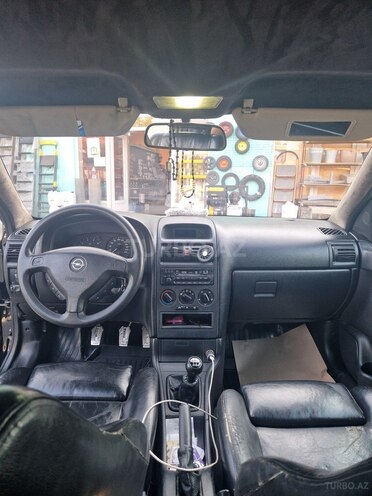 Opel Astra 2000, 550,000 km - 1.6 л - Göyçay