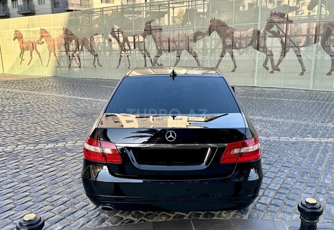 Mercedes E 200 2012, 261,000 km - 1.8 l - Bakı