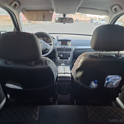 Opel Astra 2005, 480,000 km - 1.3 l - Quba