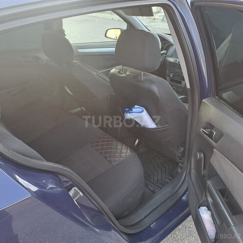 Opel Astra 2005, 480,000 km - 1.3 l - Quba