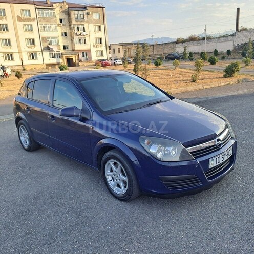 Opel Astra 2005, 480,000 km - 1.3 l - Quba