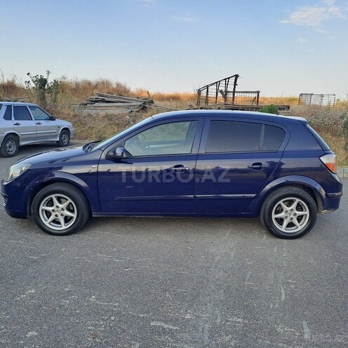Opel Astra 2005, 480,000 km - 1.3 l - Quba