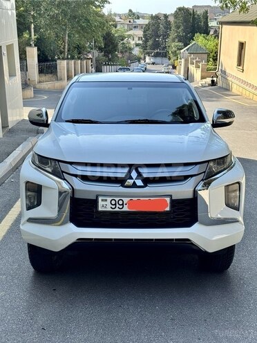 Mitsubishi L200 2021, 144,000 km - 2.4 л - Bakı