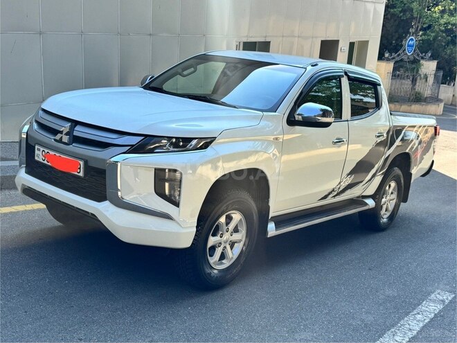 Mitsubishi L200 2021, 144,000 km - 2.4 л - Bakı