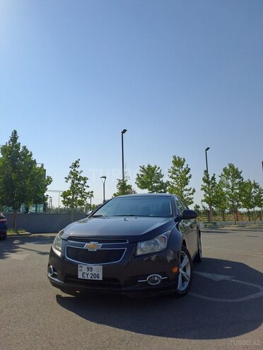 Chevrolet Cruze 2015, 295,945 km - 1.4 l - Kürdəmir