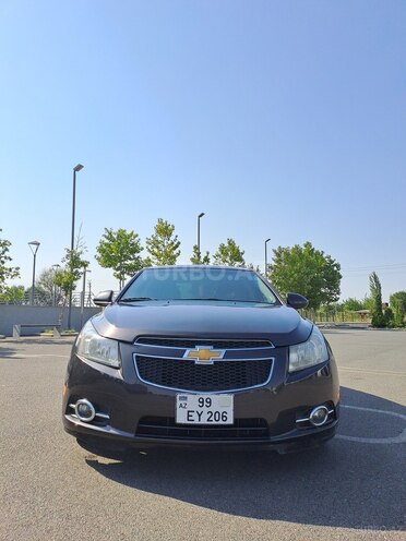 Chevrolet Cruze 2015, 295,945 km - 1.4 l - Kürdəmir