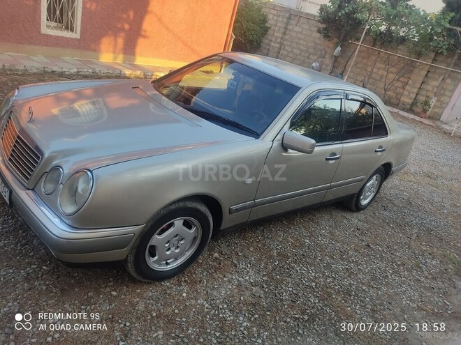 Mercedes E 200 1997, 350,000 km - 2.0 l - Sumqayıt