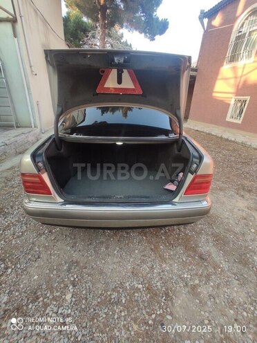 Mercedes E 200 1997, 350,000 km - 2.0 l - Sumqayıt
