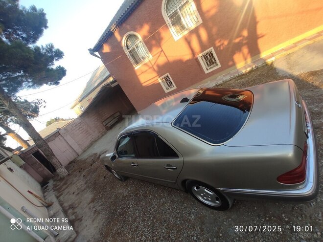 Mercedes E 200 1997, 350,000 km - 2.0 l - Sumqayıt