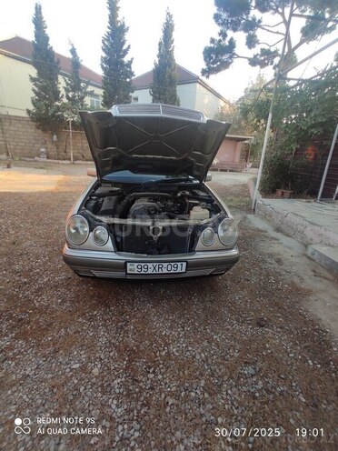 Mercedes E 200 1997, 350,000 km - 2.0 l - Sumqayıt