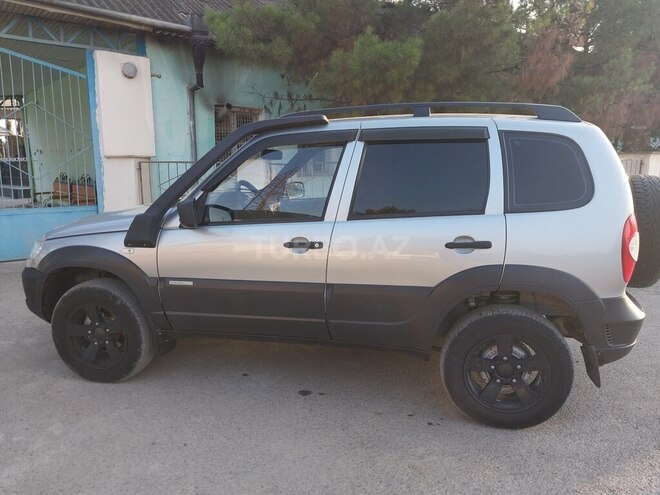 Chevrolet Niva 2015, 98,000 km - 1.7 l - Gəncə
