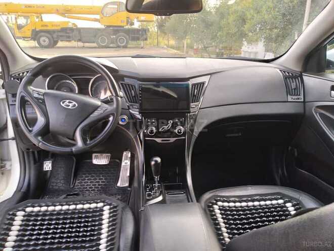 Hyundai Sonata 2010, 290,580 km - 2.4 l - Salyan
