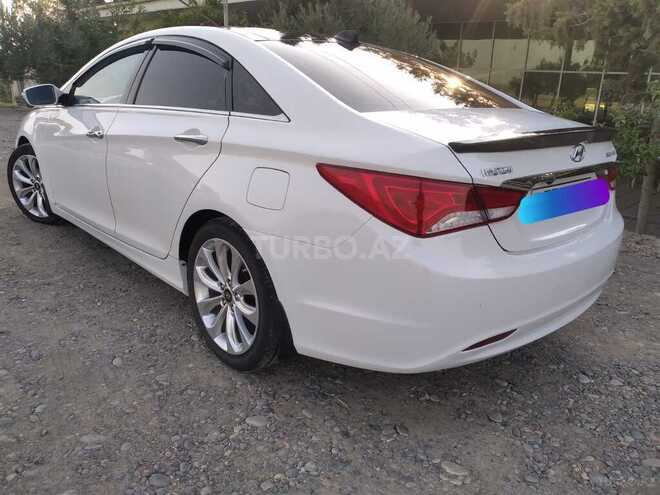 Hyundai Sonata 2010, 290,580 km - 2.4 l - Salyan
