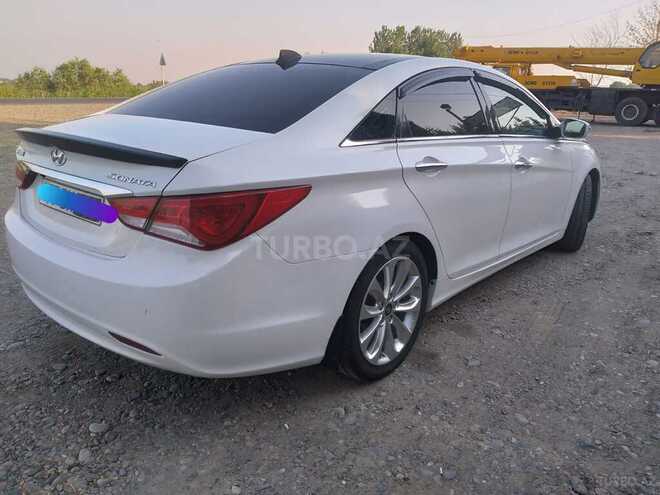 Hyundai Sonata 2010, 290,580 km - 2.4 l - Salyan
