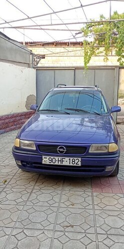 Opel Astra 1997, 473,787 km - 1.6 l - Salyan