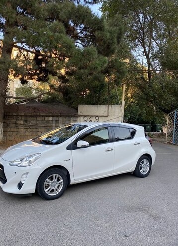Toyota Aqua 2017, 129,997 km - 1.5 l - Bakı