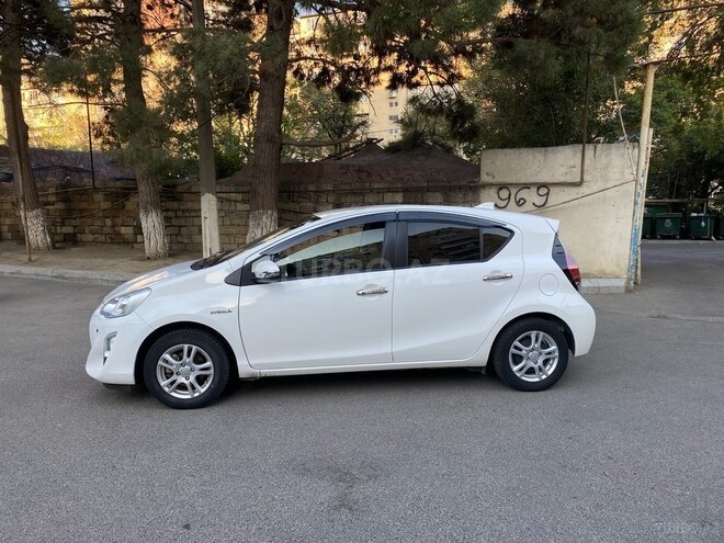 Toyota Aqua 2017, 129,997 km - 1.5 l - Bakı