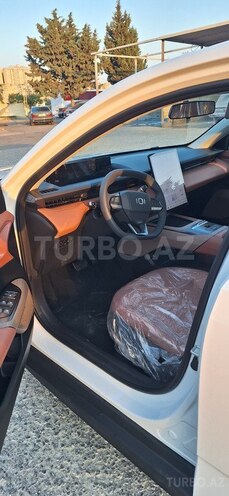 Changan Qiyuan A05 2025, 0 km - 1.5 l - Bakı