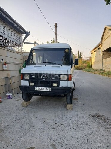 Mercedes 208 D 1992, 496,699 km - 2.5 l - Ağsu