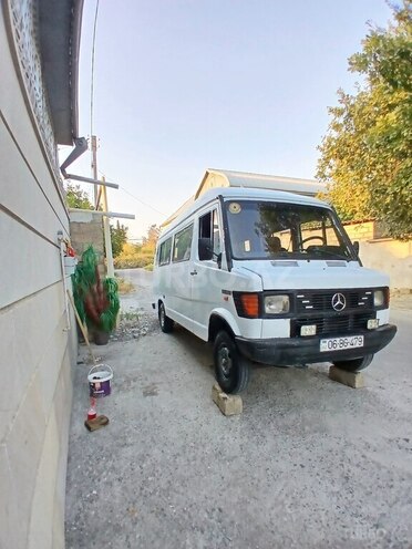 Mercedes 208 D 1992, 496,699 km - 2.5 l - Ağsu