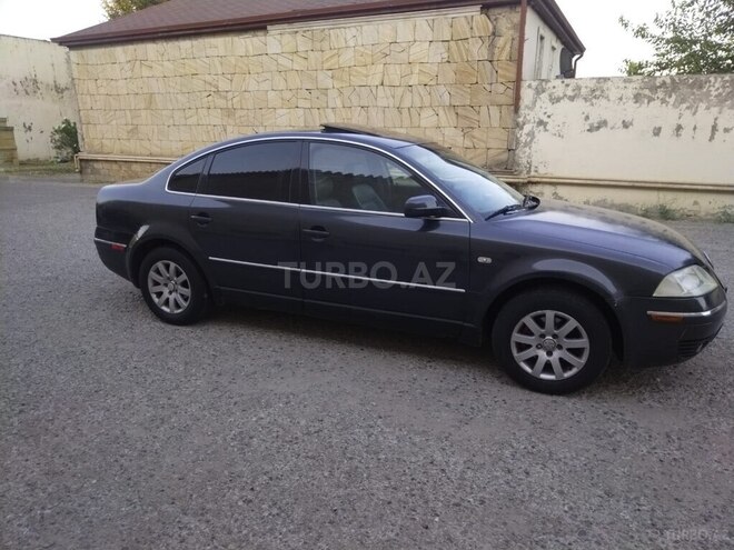 Volkswagen Passat 2003, 366,000 km - 1.8 l - Şamaxı