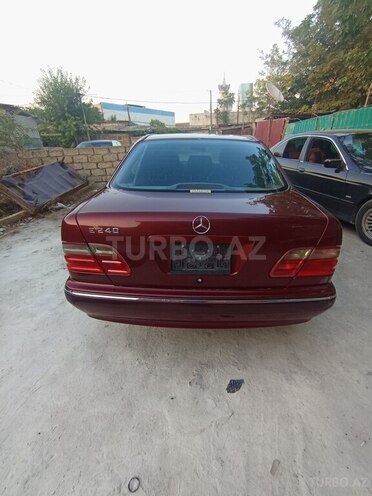 Mercedes C 240 2000, 200,000 km - 2.6 л - Bakı