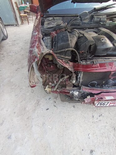 Mercedes C 240 2000, 200,000 km - 2.6 л - Bakı