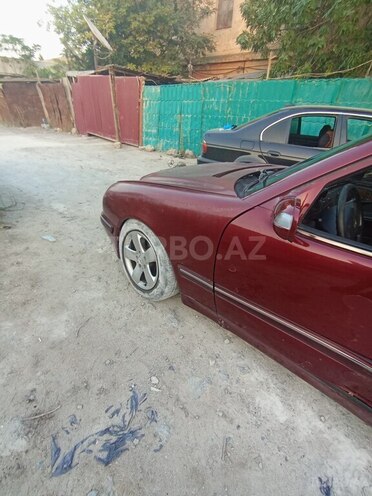 Mercedes C 240 2000, 200,000 km - 2.6 л - Bakı