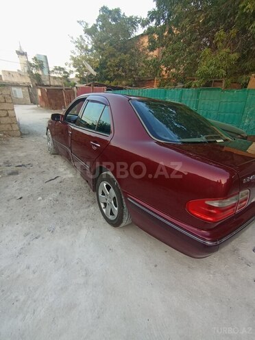 Mercedes C 240 2000, 200,000 km - 2.6 л - Bakı